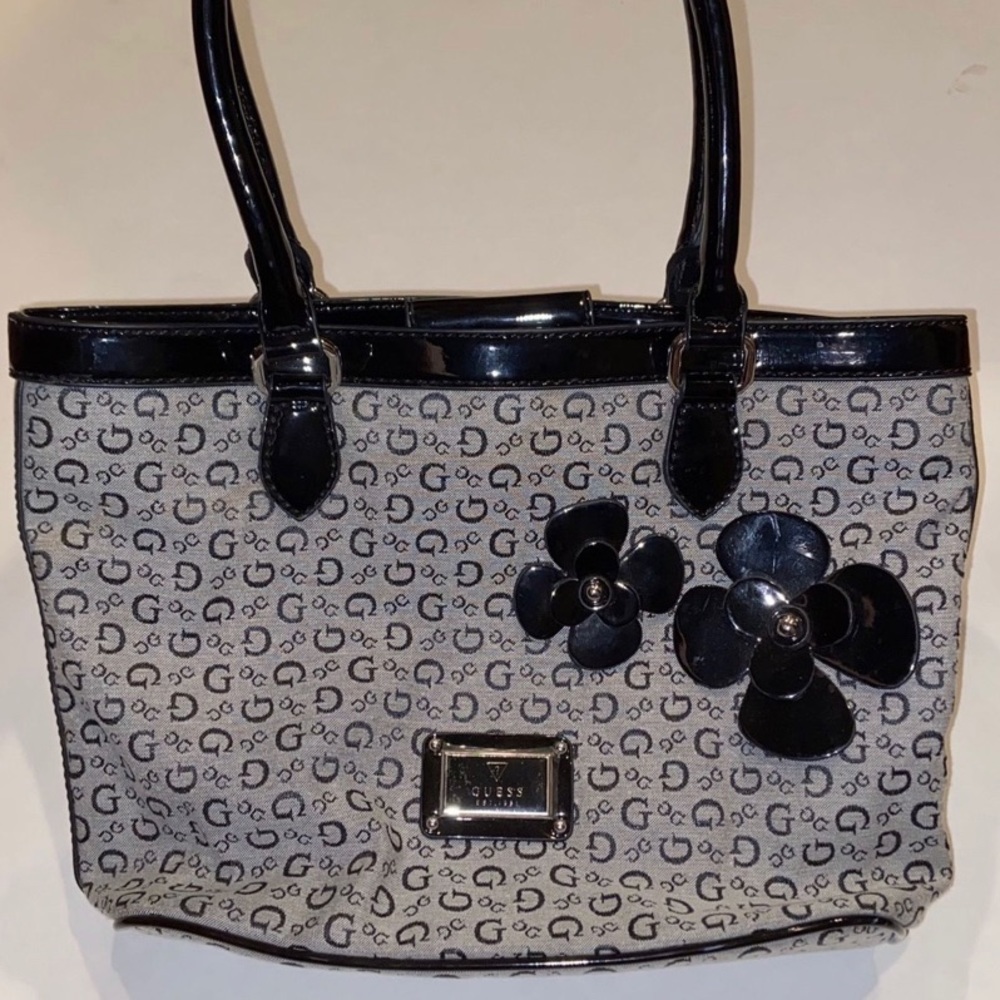 GUESS purse - Brand New